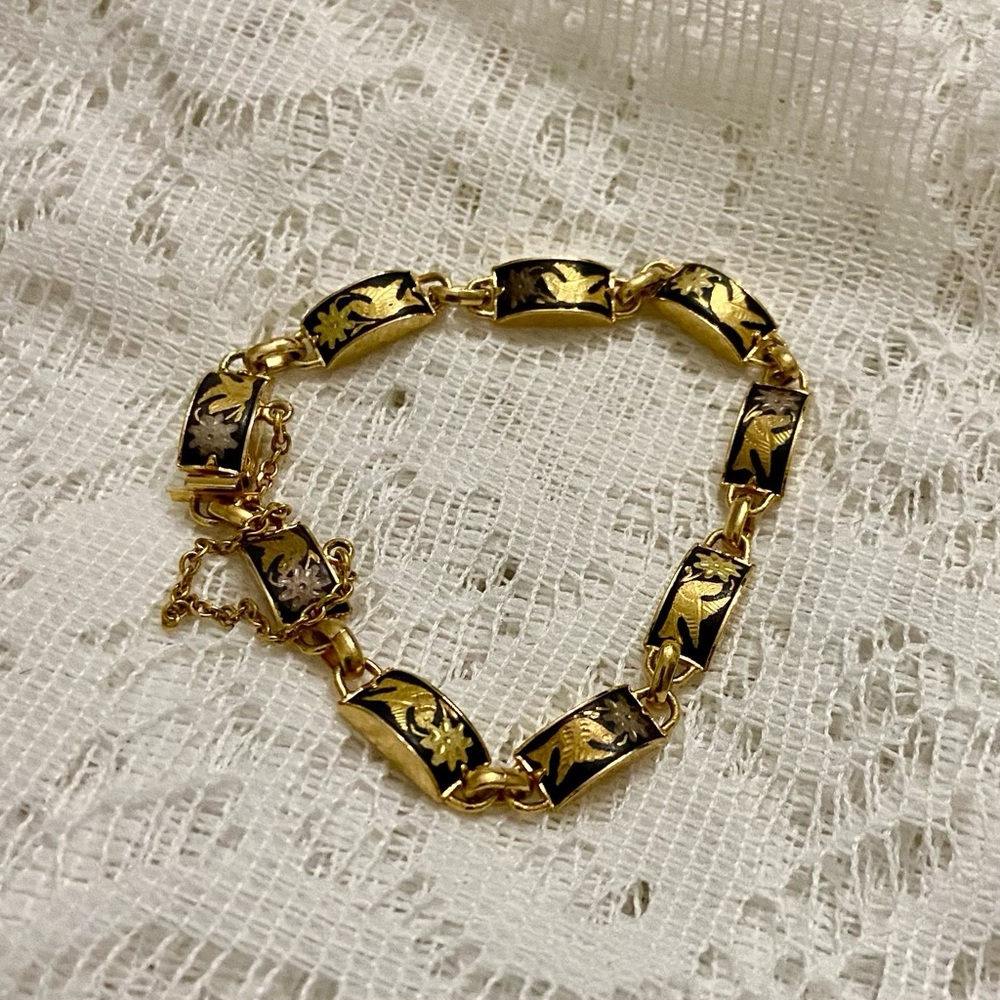 Vintage, Vermeil Gold -Birds Engraved Link Bracelet with Chain Lock 7.5in x 1/4